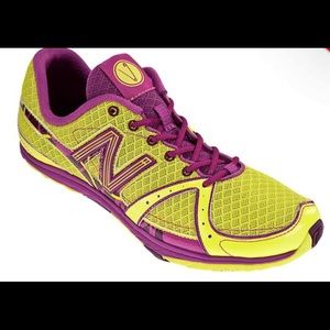 NEW BALANCE SHOES